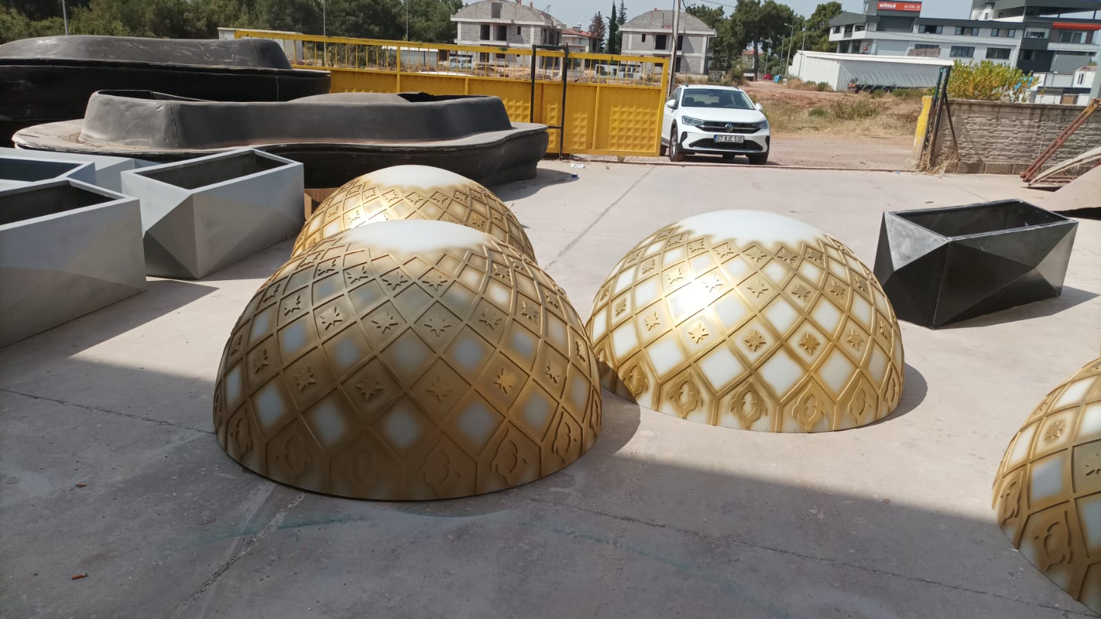 Polyester Kubbe Nedir?